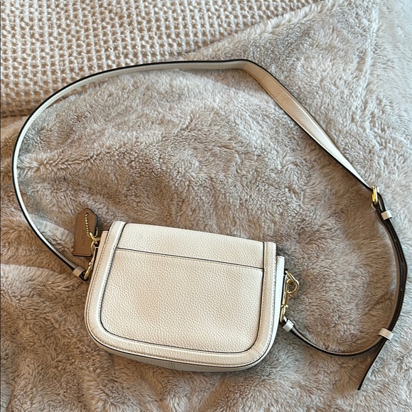 Coach Saddle Bag - Picture 2 of 4